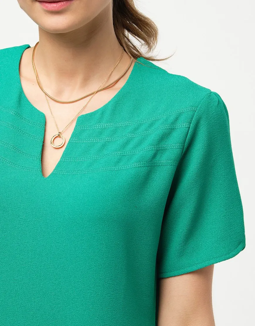 Robe chic crêpe vert