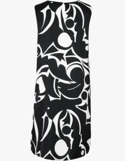 Robe chic noire en satin