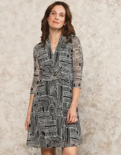 Robe dentelle noir blanc